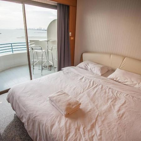 Pattaya Seaside Balcony/Beach Front/4 Peoples Na Chom Thian Extérieur photo
