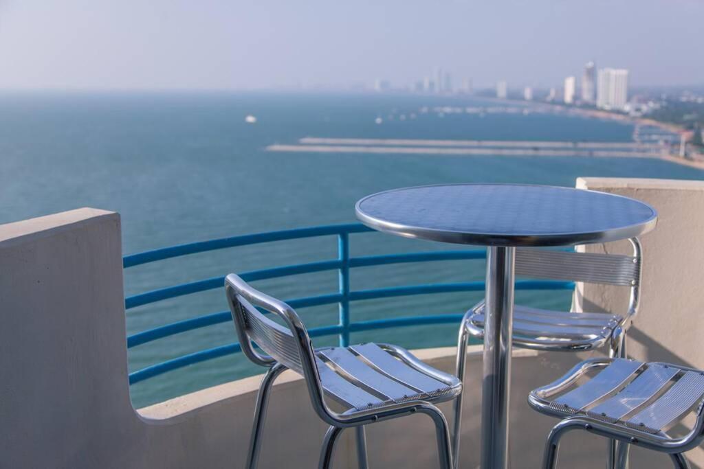 Pattaya Seaside Balcony/Beach Front/4 Peoples Na Chom Thian Extérieur photo