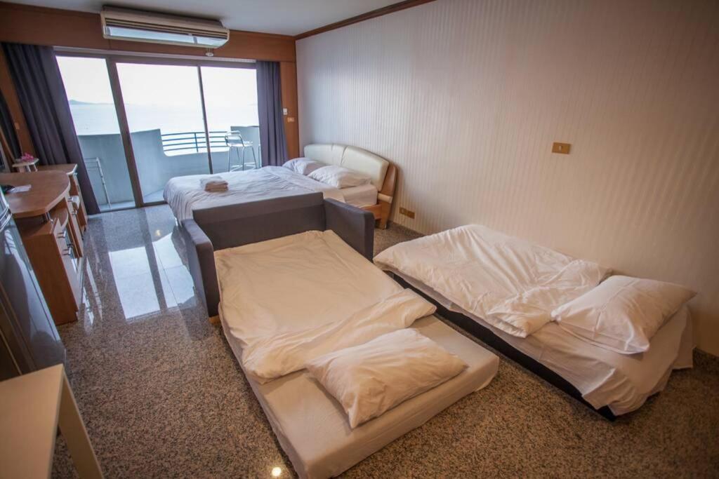 Pattaya Seaside Balcony/Beach Front/4 Peoples Na Chom Thian Extérieur photo